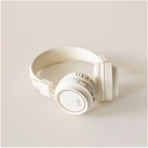 Summer 2024 Jilly Box LSTN Headphones